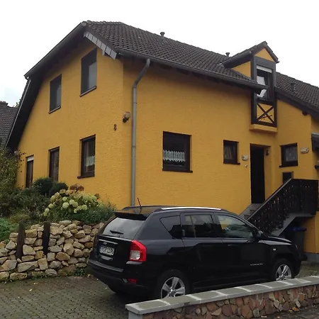 Treinen Ramona * Riol